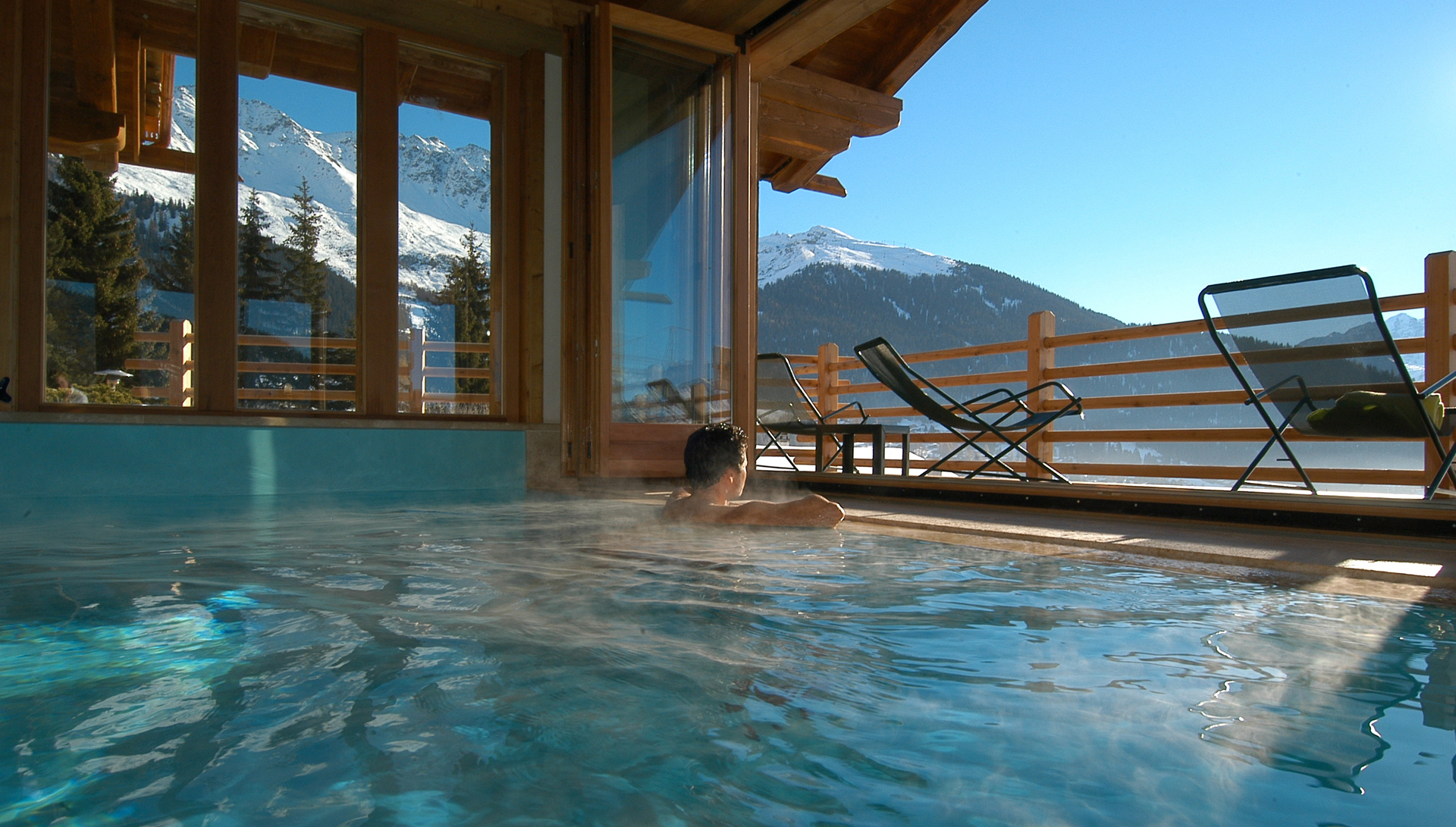 The Swimming Pool of Chalet d'Adrien